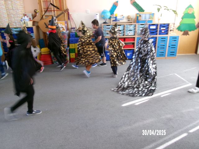 100_1547