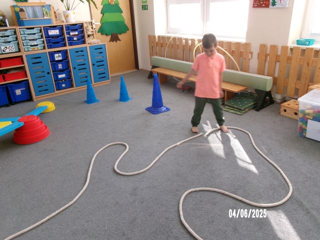 100_2198