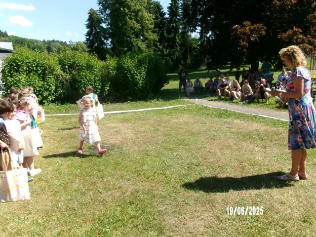 100_2403